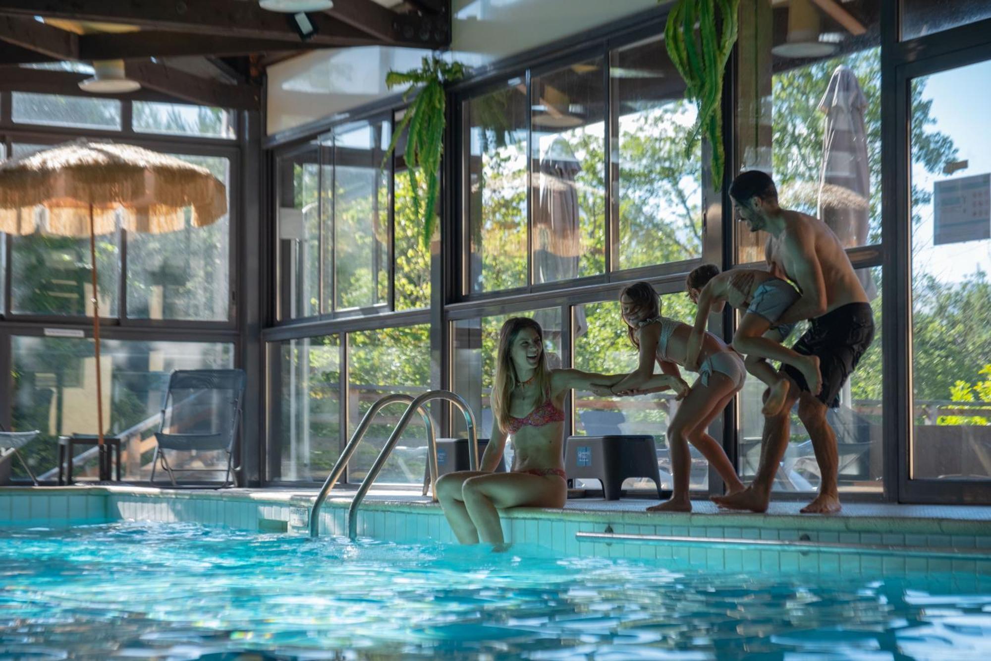 Club Vacances Bleues Les Horizons Du Lac ชอร์จส์ ภายนอก รูปภาพ