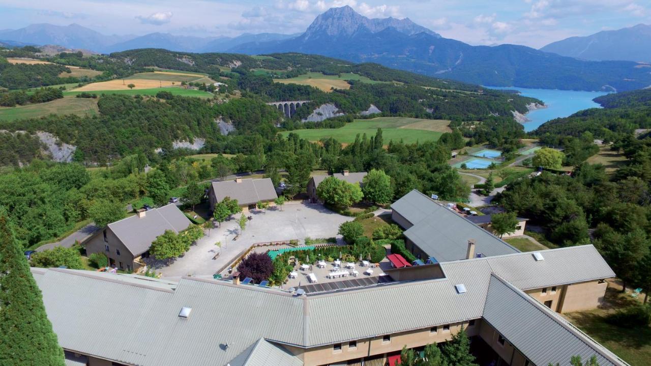Club Vacances Bleues Les Horizons Du Lac ชอร์จส์ ภายนอก รูปภาพ